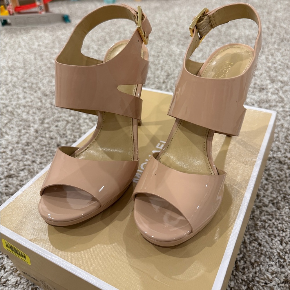 MICHAEL Michael Kors Claudia Patent Leather Ankle Strap Platform Heels Blush 7M